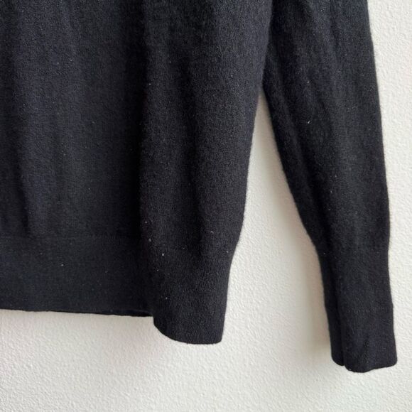 Everlane 100% Cashmere Black V Neck Pullover Classic Sweater Size Small - Picture 2 of 10